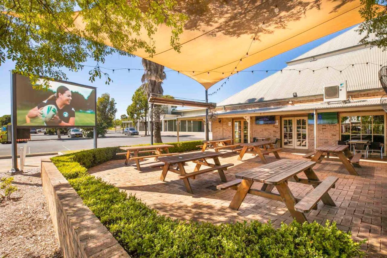 Nightcap At Macquarie Inn Dubbo Exteriör bild